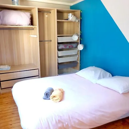 Casa vacanze La Company des Concierges : L'Arrière-Cour Caen